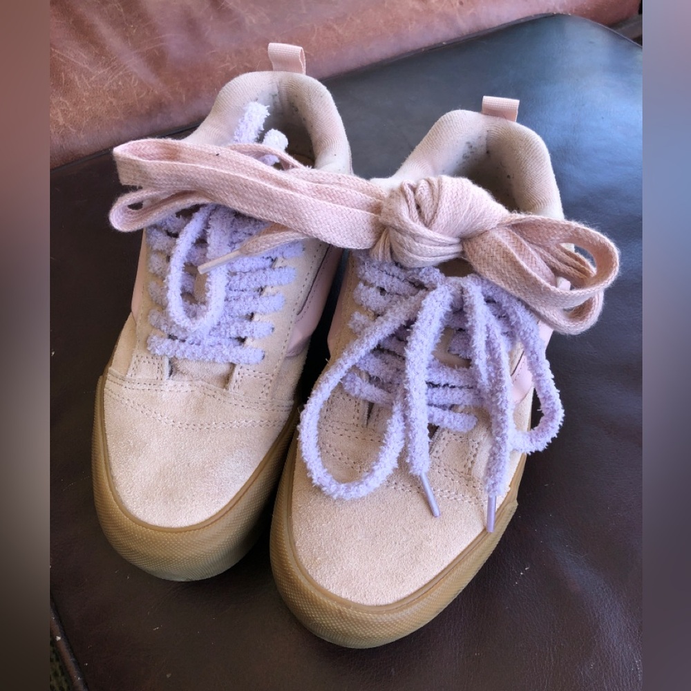 Vans Women's Sneakers in Pink and Tan